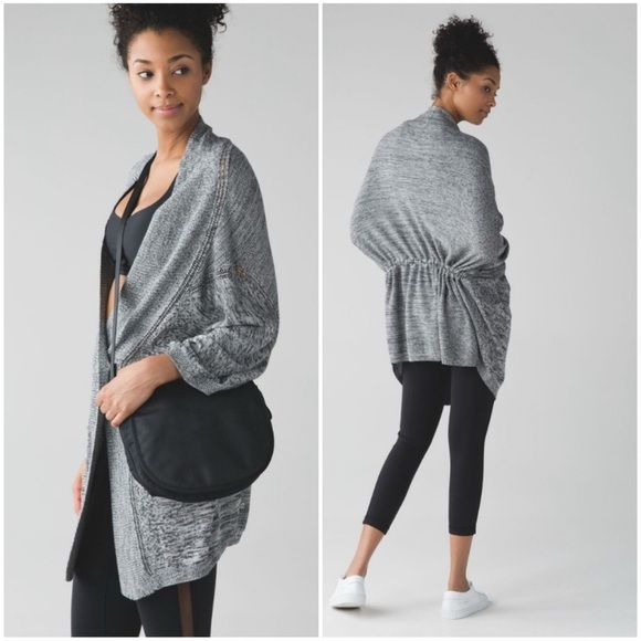 Lululemon‎ Breeze Easy Cashmere Sweater Wrap Top M/L - Picture 1 of 4